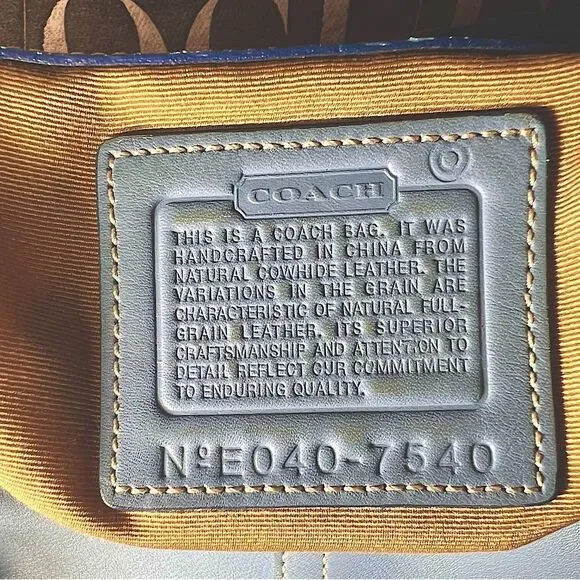 COACH 🩵Rare & HTF Vintage Hampton Demi Crossbody Bag Glacier Blue 🩵👜 - Picture 11 of 12